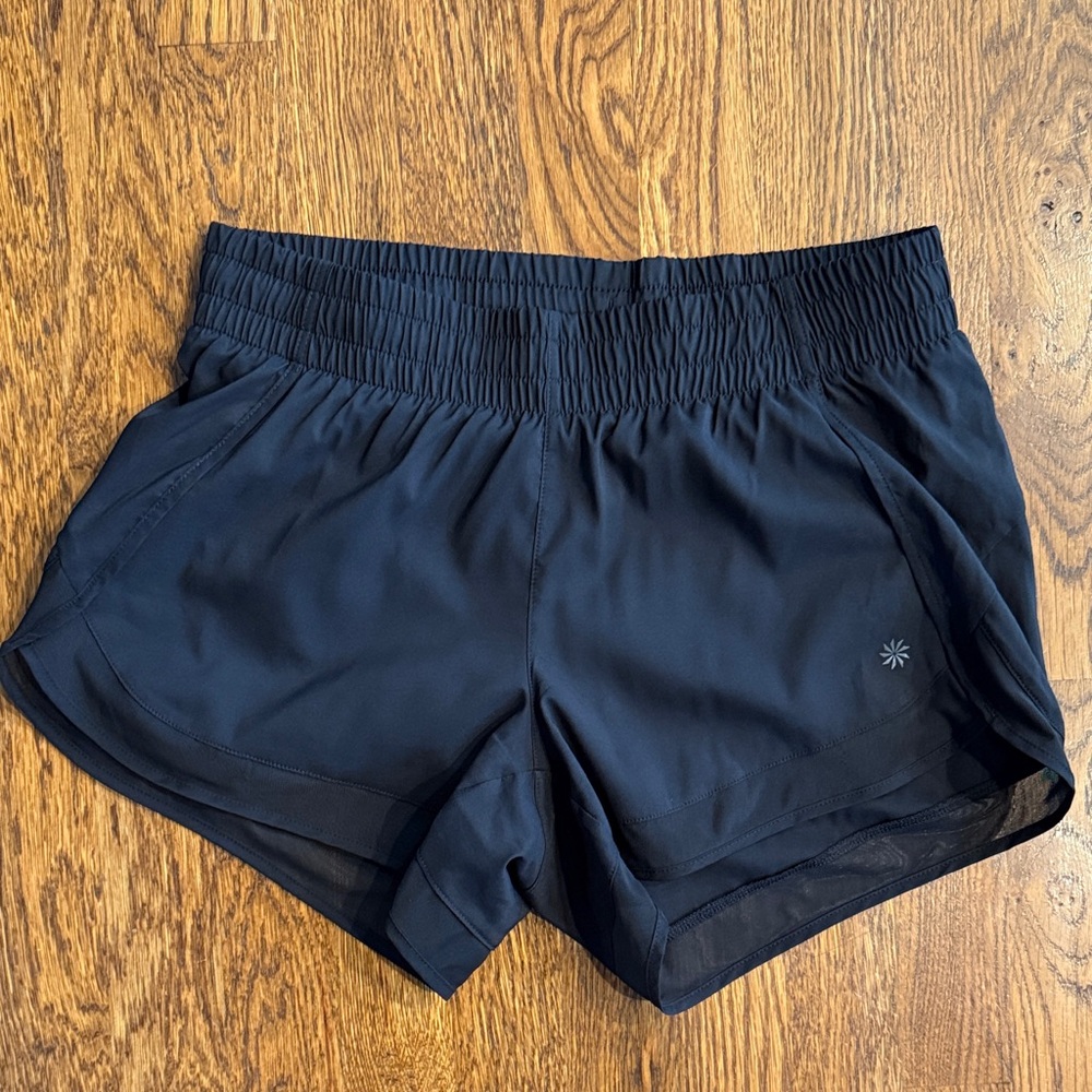 Athleta Mesh Racer Run Short Black Small